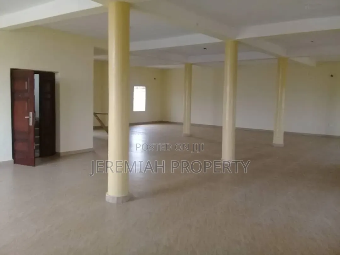 Big Commercial Space for Sale Magoboro