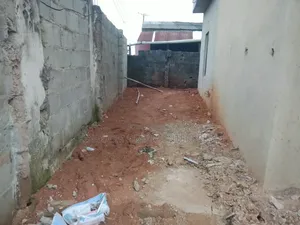 500sqm Land in an Estate Ebgeda100m C of O