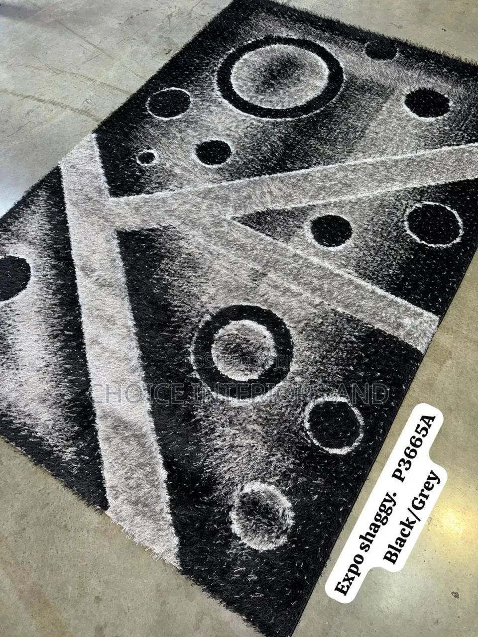 Shaggy Center Rug