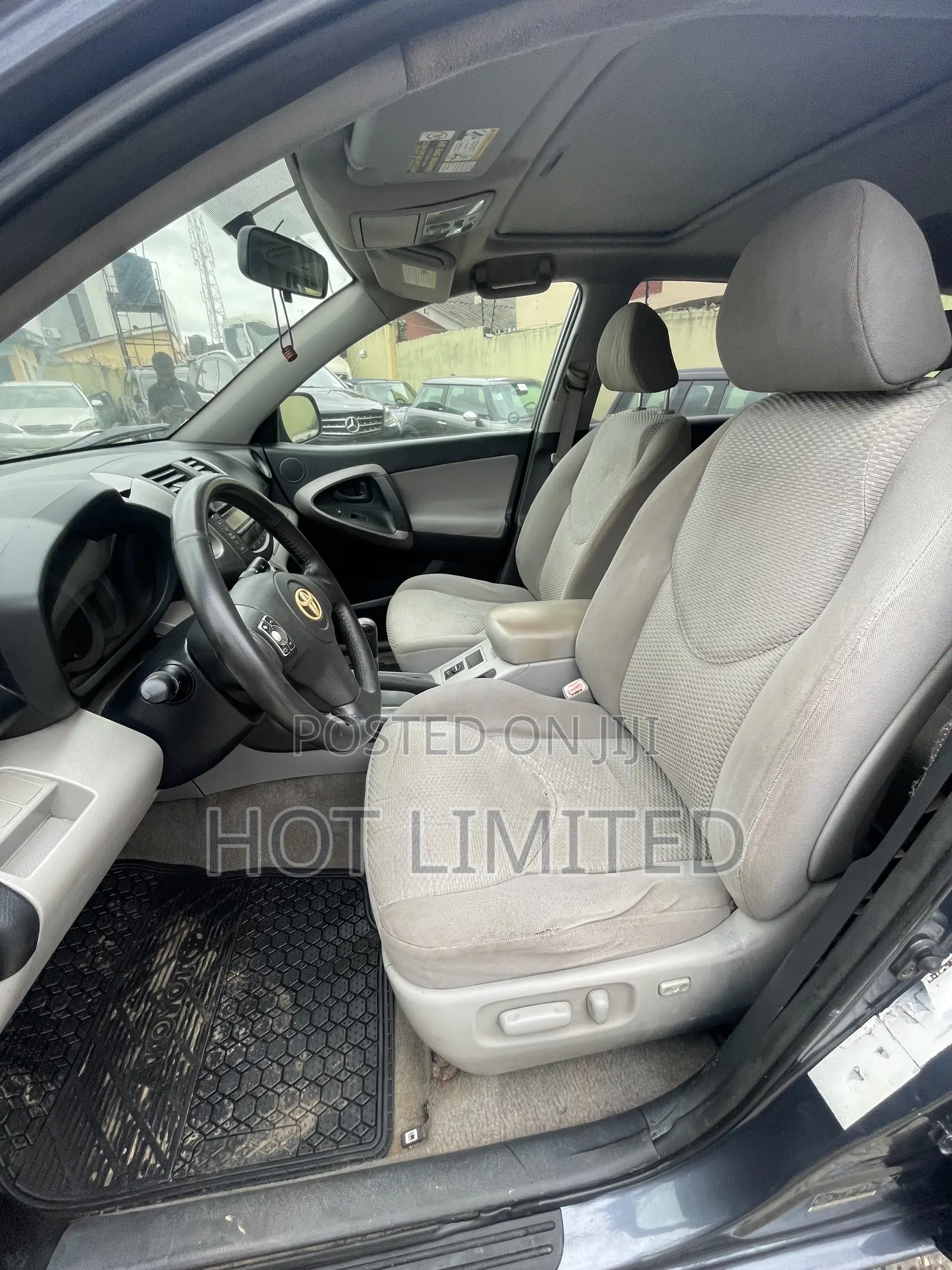 Toyota RAV4 Limited 2008 Gray