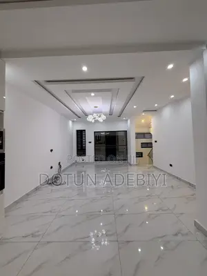 4bdrm Duplex in Omole Phase Estate, Magodo Isheri for sale