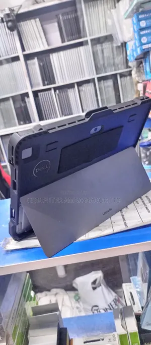 Laptop Dell Latitude 7200 2-in-1 16GB Intel Core i7 SSD 256GB