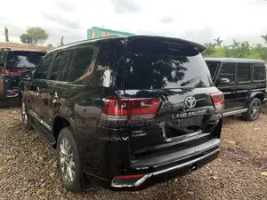 Toyota Land Cruiser 2023 Black