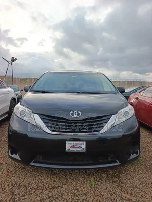 Toyota Sienna 2012 Black