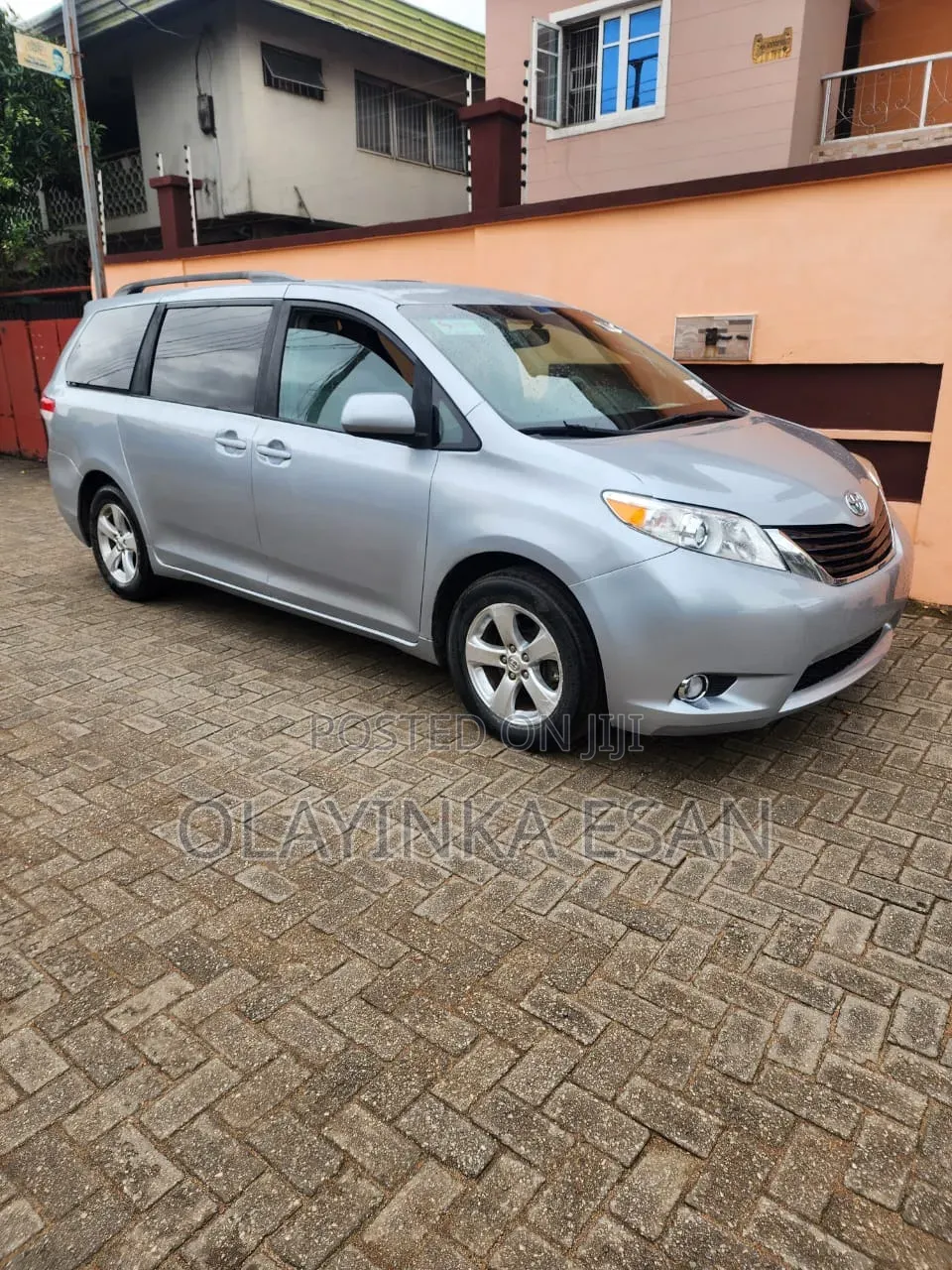 Toyota Sienna 2014 Silver