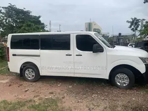 Nissan Caravan (Urvan) 2020 White