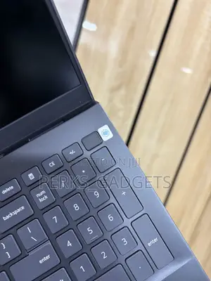 Laptop Dell Vostro 14 5401 8GB Intel Core i5 SSD 256GB