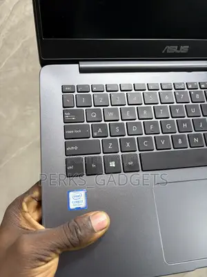 Laptop Asus Vivobook 14 8GB Intel Core i5 SSD 256GB