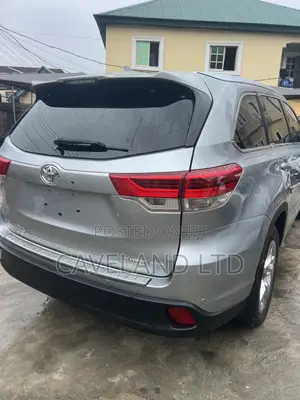 Toyota Highlander Limited Platinum V6 4x4 (3.5L 6cyl 6A) 2016