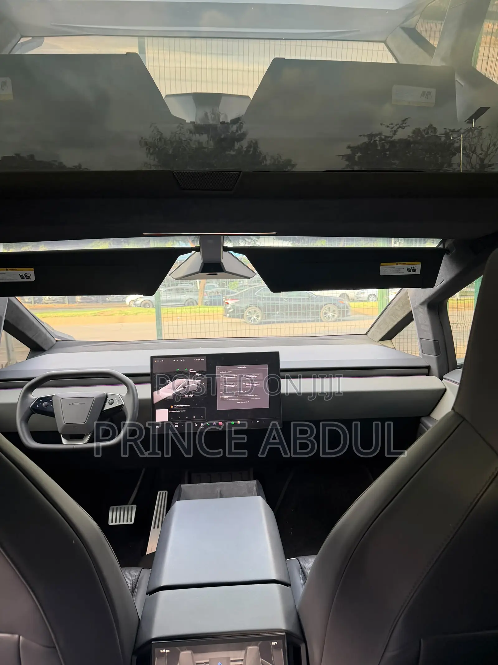 Tesla Cybertruck Cyberbeast 2025 Gray