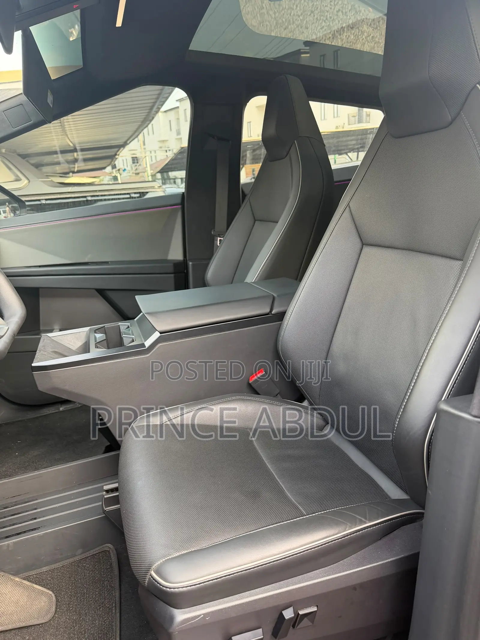 Tesla Cybertruck Cyberbeast 2025 Gray