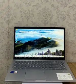 Laptop Asus VivoBook X540SA 8GB Intel Core i7 SSD 256GB