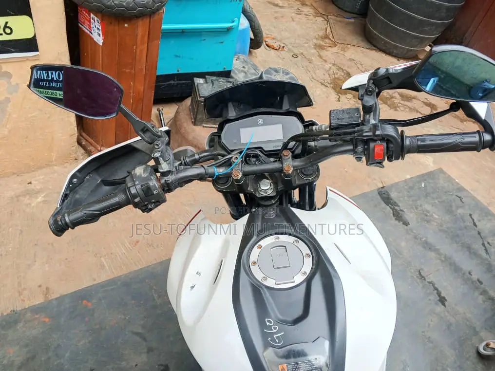 Yamaha 2023 White