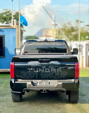 New Toyota Tundra 2026 Black