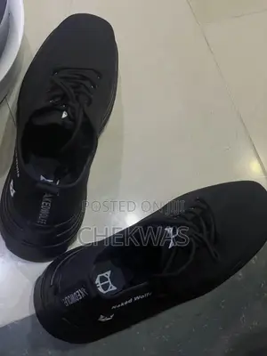Naked Wolf Shoe