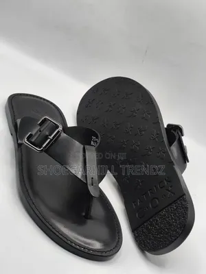 Premium Palm Slippers | Luxury Comfort Modern Scissors Style