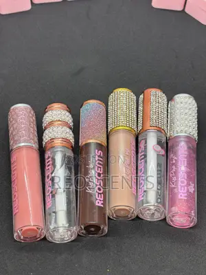 Dazzle Kiss Pop Lip Gloss. Available in Different Colours