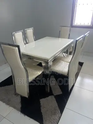 6 Seater Dining Set Mable Top Used for 5months