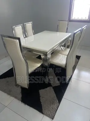6 Seater Dining Set Mable Top Used for 5months