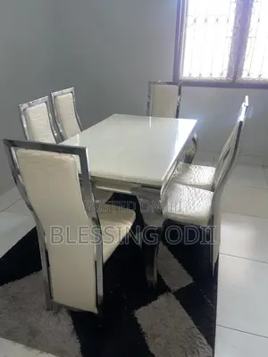 6 Seater Dining Set Mable Top Used for 5months