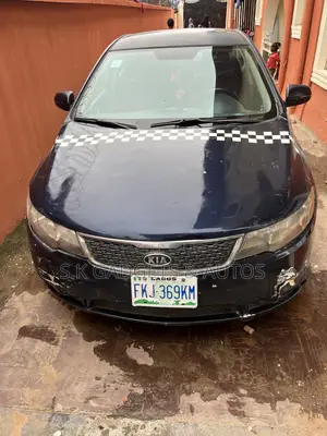 Kia Cerato 2010 Blue