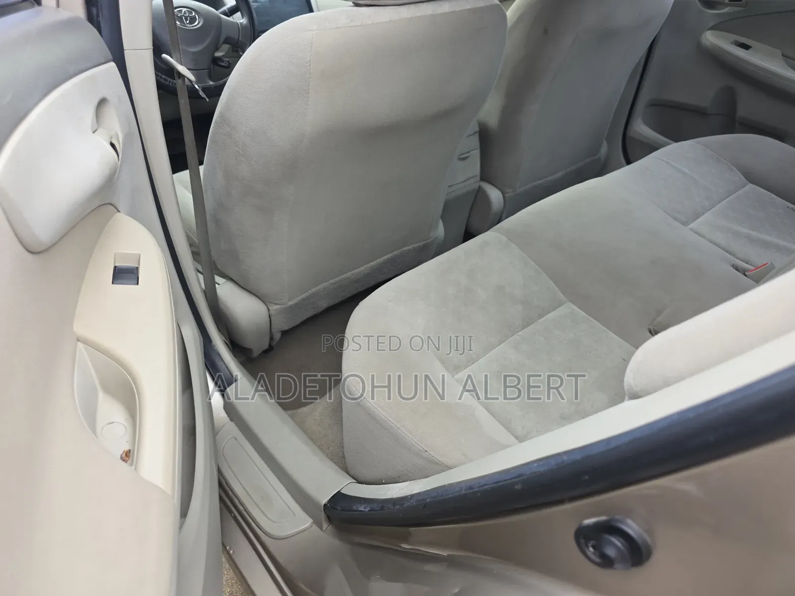 Toyota Corolla 2009 Gold