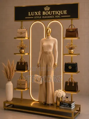 Boutique Mannequin Display Stand