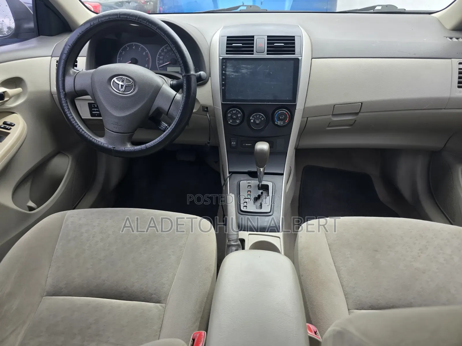 Toyota Corolla 2009 Gold