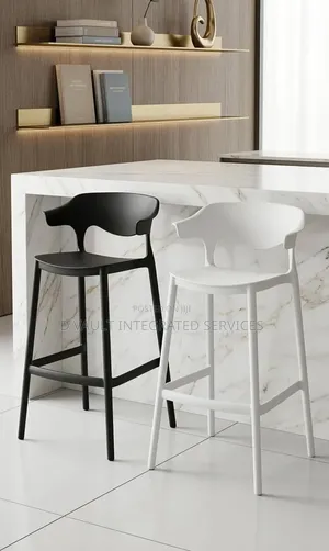 Exquisite Bar Chair / High Bar Chair