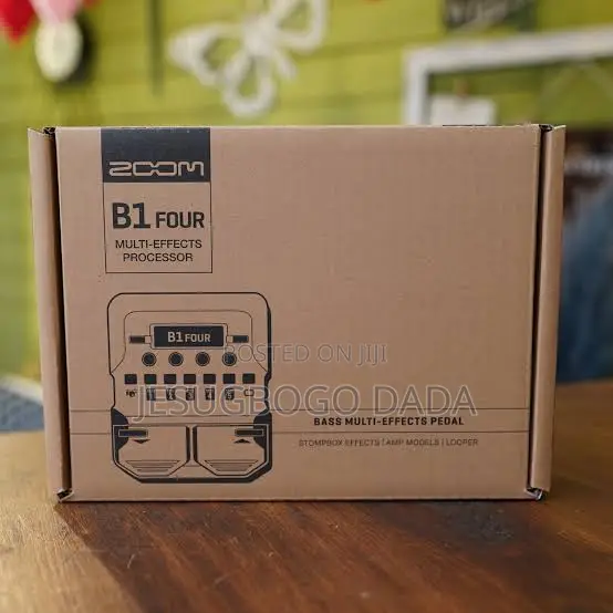 Zoom B1xFour Bass Guitar Multi-Effect Processor