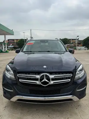 Mercedes-Benz GLE-Class GLE 350d 4MATIC 2017 Blue