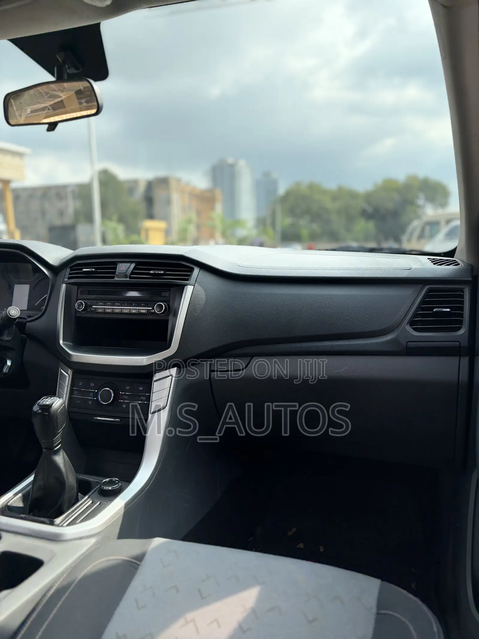 Maxus T60 2023 Silver