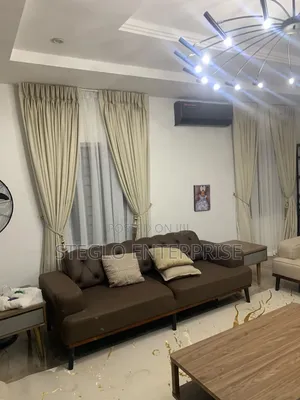We Sell Quality Curtains That Transforms Your Space