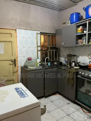 3bdrm Bungalow in Dawaki for sale