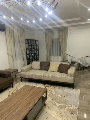 We Sell Quality Curtains That Transforms Your Space