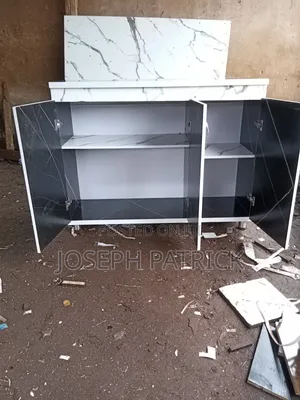 Kitchen Cabinet Available for Pick Up