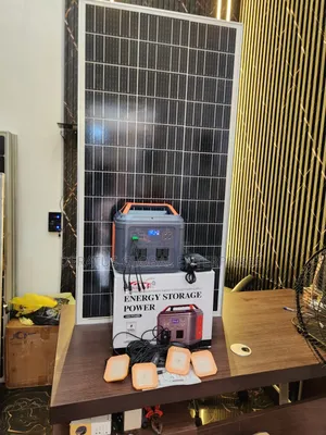 Rechargeable 550W Power Station With 150w Panel Solar Charging