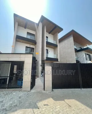 5bdrm Duplex in Ikoyi, Banana Island for sale