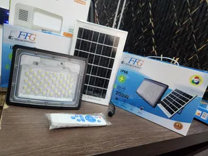 200W All-in-One Solar Flood Light With Solar Panel Remote