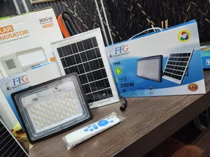 200W All-in-One Solar Flood Light With Solar Panel Remote