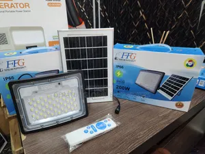 LED Solar Flood Light 200W With Remote Control Solar Panel