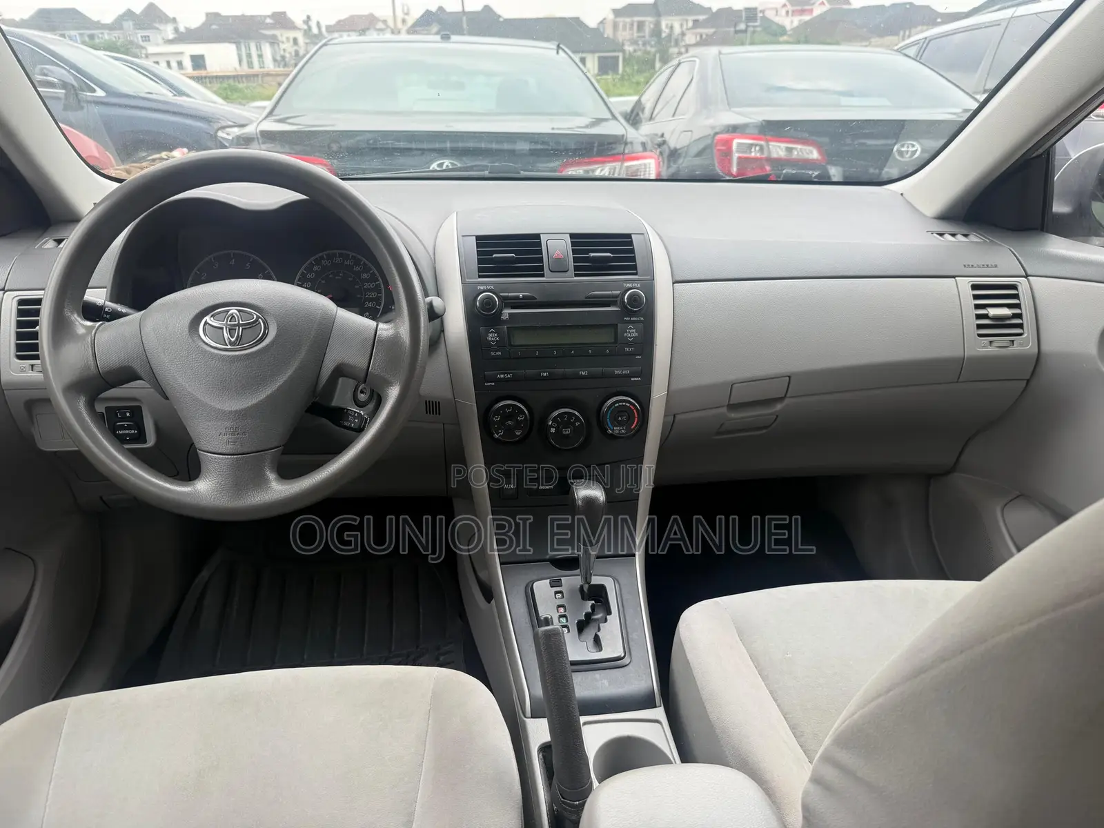 Toyota Corolla 2010 Silver