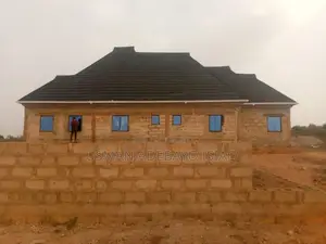 Professional Roofing & Rain Gutter Installation Services