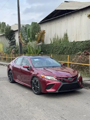 Toyota Camry XSE FWD (2.5L 4cyl 8AM) 2018 Red