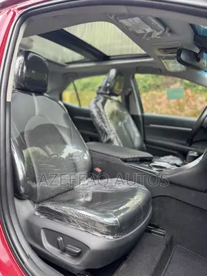 Toyota Camry XSE FWD (2.5L 4cyl 8AM) 2018 Red