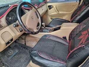 Mercedes-Benz M Class 2005 Gold