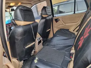 Mercedes-Benz M Class 2005 Gold