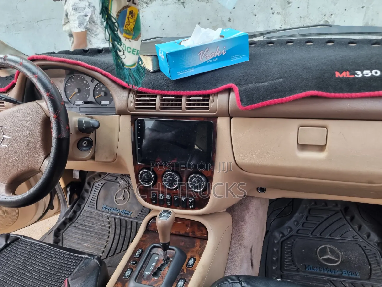 Mercedes-Benz M Class 2005 Gold