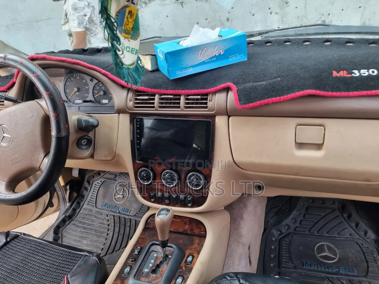 Mercedes-Benz M Class 2005 Gold