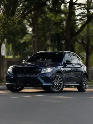 Mercedes-Benz GLC-Class 2017 Blue